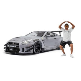 S1805821 SOLIDO 1/18 日産 GT-R (R35) Liberty Walk Body Kit Type 2.0 (グレー) 加藤氏フィギュア付