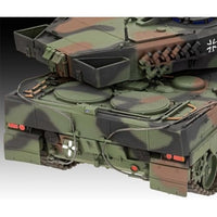 03342 ドイツレベル 1/35 レオパルド 2 A6M+