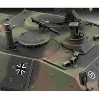 03353 ドイツレベル 1/35 ミサイル装備型駆逐戦車 ヤーグワール 1