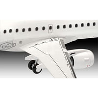 03883 ドイツレベル 1/144 エンブラエル 190 ルフトハンザ New Livery
