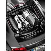 07057 レベル 1/24 アウディ R8 (マットブラック)