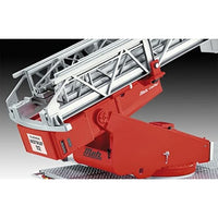 07504 レベル 1/24 DLK23-12ベンツ 1419/1422消防車