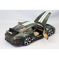 110069204 ミニチャンプス 1/18 ポルシェ 911 (992) スポーツ クラシック 2022 グリーンメタリック/ストライプ