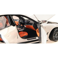 110023011 MINICHAMPS 1/18 BMW i4 M50 2022 ミネラルホワイト