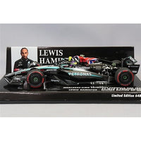 410241244 ミニチャンプス 1/43 メルセデス-AMG ペトロナス F1チーム W15 E パフォーマンス ルイス・ハミルトン イギリスGP 2024 ウィナー/フラッグ付き