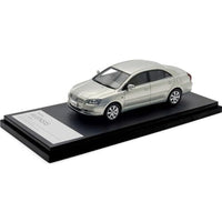 HS504GR Hi-Story 1/43 Toyota AVENSIS Li (2003) ライトオリーブマイカメタリック