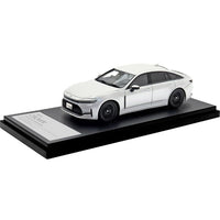 HS525WH Hi-Story 1/43 Toyota CROWN Z BLACK PACKAGE (2024) プレシャスホワイトパール