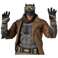 MAFEX KNIGHTMARE BATMAN
