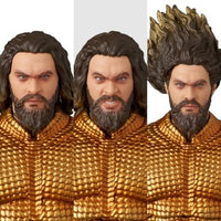MAFEX AQUAMAN(GOLD & GREEN SUIT)