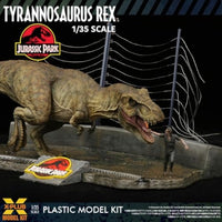 1/35スケール ティラノサウルス・レックス プラスチックモデルキット