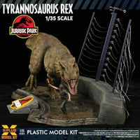1/35スケール ティラノサウルス・レックス プラスチックモデルキット