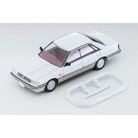 LV-N282a 日産スカイライン 4ドアHT GTパサージュ ツインカム24V (白/ベージュ) 86年式