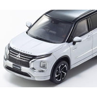 KSR43128W KYOSHOオリジナル 1/43 三菱 アウトランダー (ホワイト)