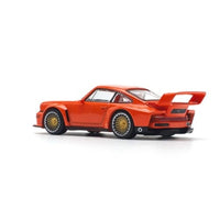 PR640131 POP RACE 1/64 SINGER DLS TURBO (TRACK) ORANGE