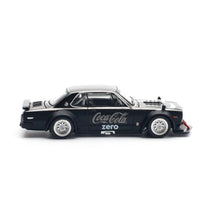 PR640144 POP RACE 1/64 SKYLINE GT-R V8 DRIFT (HAKOSUKA) COCA COLA CHROME?BLACK