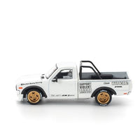PR640350 POP RACE 1/64 PANDEM DATSUN 620 WHITE
