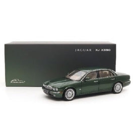 810502 ALMOST REAL 1/18 Jaguar XJ6 (X350) - Racing Green