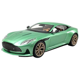 8241221G XiaoGuang MODEL 1/18 アストンマーティン DB12 2024 ※交換用ホイール付属 グリーン