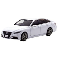 CN432005 CARNEL 1/43 トヨタ クラウン ハイブリッド 3.5 RS Advance (GWS224) 2020 Precious White Pearl