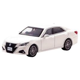 CN640047 CARNEL 1/64 トヨタ クラウン アスリート S 2015 White Pearl Crystal Shine