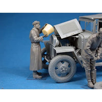 MA35144 ミニアート 1/35 赤軍ドライバ-5体入り