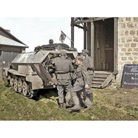 35114 ICM 1/35 Sd.kfz.251/8Ausf.A装甲救急車 w/ドイツ衛生兵