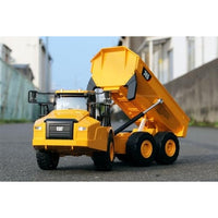 DM25004  プラッツ 1/24 電動RC建機シリーズ Cat 745 アーティキュレート ダンプトラック ライト&サンドギミック搭載ver.