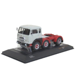 TR176 IXO 1/43 フィアット 690 T1 1961 グレー?