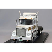 TR210 IXO 1/43 フレイトライナー コロナド 2012 ホワイト/ゴールド