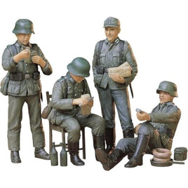 35129  1/35MM ドイツ歩兵・休息セット 【特別販売製品】