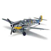 25204  1/48 メッサーシュミット Bf109 G-6・キューベルワーゲン82型セット【スケールモデル限定】