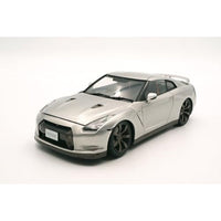 ID-131 1/24 インチアップシリーズ No.131 NISSAN GT-R(R35)エンジン付き