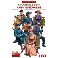MA38092 ミニアート 1/35 バスの乗員と乗客