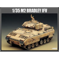 13237 アカデミー 1/35 M2