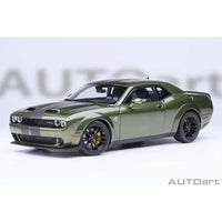 71761 1/18 ダッジ チャレンジャー SRT ジェイルブレイク 2022 (メタリック・グリーン/カーボンブラック・ストライプ <F8 GREEN>)