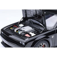 71765 1/18 ダッジ チャレンジャー SRT スーパー ストック 2023 (ブラック <PITCH BLACK>)
