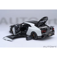 77511 1/18 NISSAN GT-R50 by ITALDESIGN (メタリック・ホワイト/ブラック)