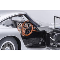 79548 1/18 トヨタ 2000GT 1967 (シルバー)