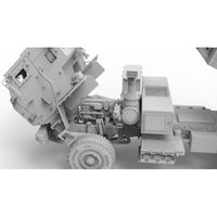 FHB5001 フォアアート 1/35 M142 HIMARS 高機動ロケット砲システム