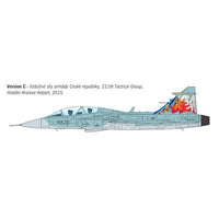 IT91216 イタレリ 1/72 スウェーデン空軍 JAS39 グリペン 複座タイプ