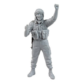 AK35017 AKインタラクティブ 1/35 軽戦闘車搭乗兵 デザート フィギュアセット