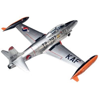 WOLWP17216 ウルフパック 1/72 T-33A シューティングスター (プレミアムエディションキット)