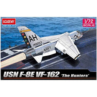 12521 アカデミー 1/72 F-8E クルセイダー 'VF-162 ザ・ハンターズ'