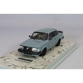 T64R-050-GRY Tarmac Works 1/64 Volvo 242 Custom Grey