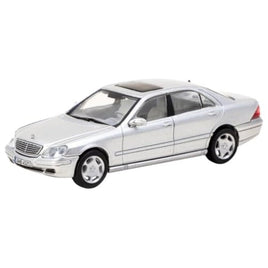 T64G-072-SL 1/64 Mercedes-Benz S-Class Brilliant Silver Metallic