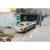 T64G-072-SL 1/64 Mercedes-Benz S-Class Brilliant Silver Metallic
