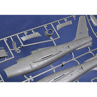 KNE48113 1/48 F-84F サンダーストリーク 米空軍