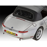 05662 ドイツレベル 1/24 BMW Z8 `007ワールド・イズ・ノット・イナフ`