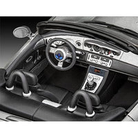 05662 ドイツレベル 1/24 BMW Z8 `007ワールド・イズ・ノット・イナフ`
