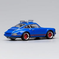 PR640018 POP RACE 1/64 SINGER 964 BLUE WITH WAKEBOARD